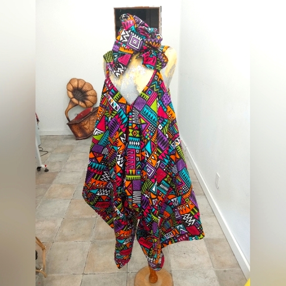 Jumper African. Colorful Print Romper w/Pockets & Adjustable Straps😍 FREE SIZE - Picture 1 of 6
